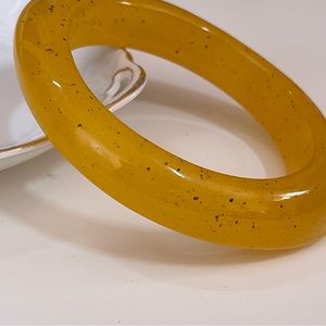 Vintage 1950 mod Yellow Confetti Lucite minimalist Oversized Bangle Bracelet